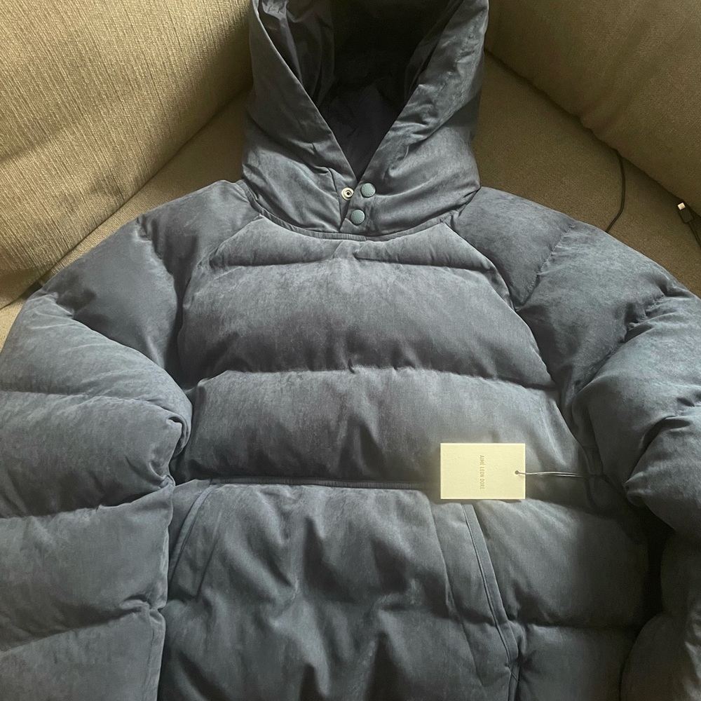 Double Snap Puffer Hoodie from Fall/Winter 2021 collection from Aime Leon Dore - Picture 8 of 9